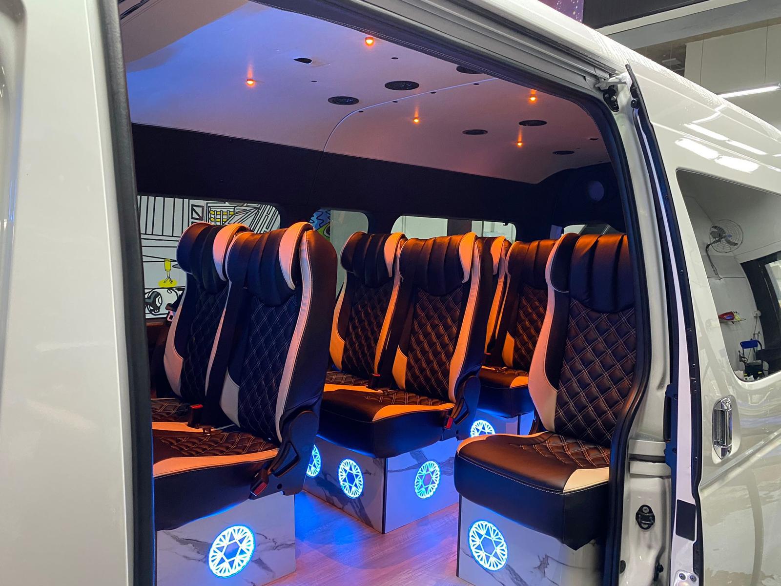 Executive cabin with accent seats
